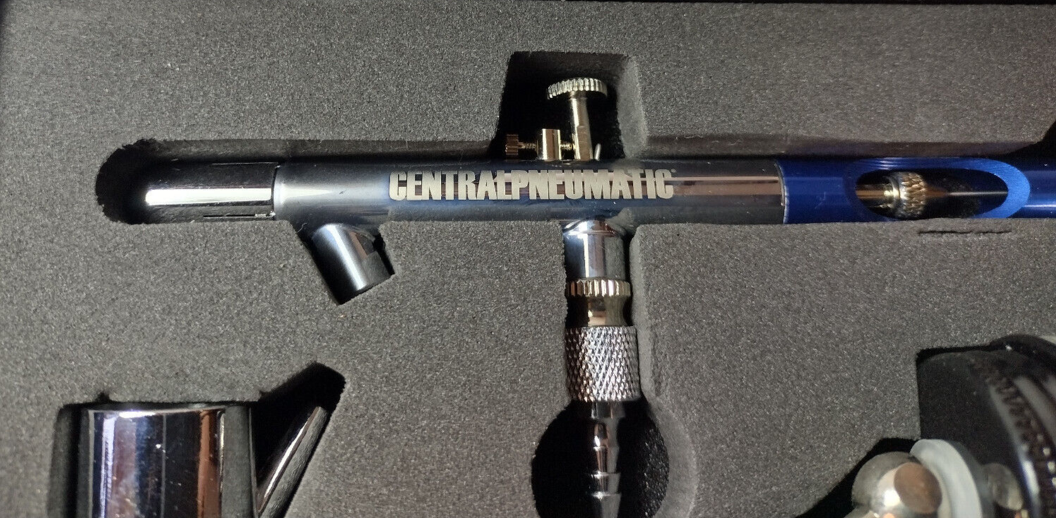 New Central Pneumatic Deluxe Airbrush Kit in Original Case eBay