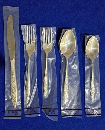 20 pc Wallace Spanish Lace 4 x 5 pc Sterling Silver - NEW in Sleeves NO MONOGRAM