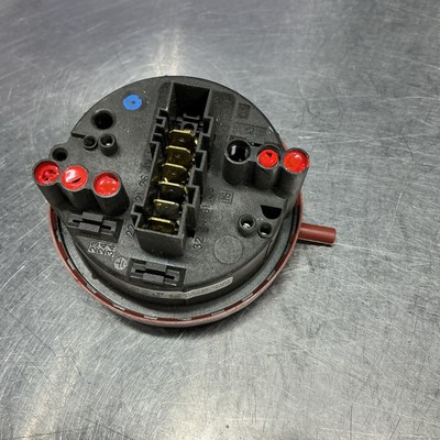 #ad USED WATER LEVEL PRESSURE SWITCH KENMORE WASHER PT# 461970201161 FREE SHIPPING $16.46