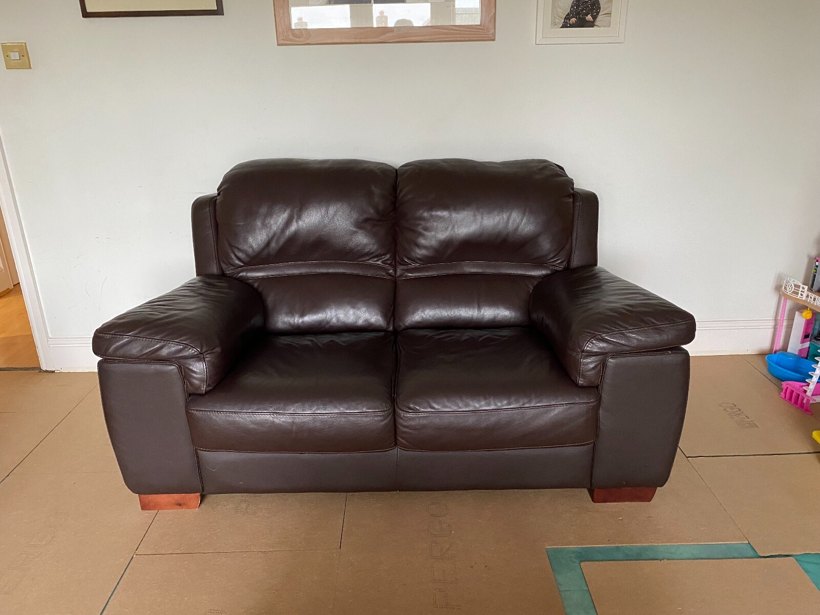 2 and 3 seater brown leather sofas eBay