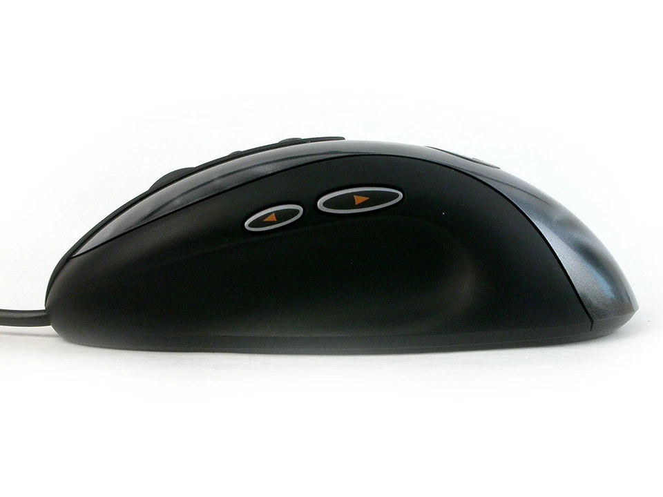 Logitech MX518 Wired 1600 DPI Gaming Mouse - Image 4 of 4