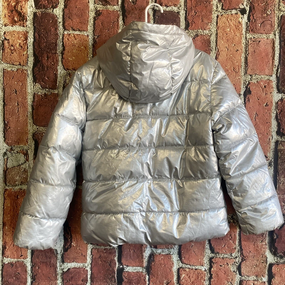 Chaqueta acolchada plateada GAP para niños forrada de lana juvenil talla mediana 8 Foto 4 de 4