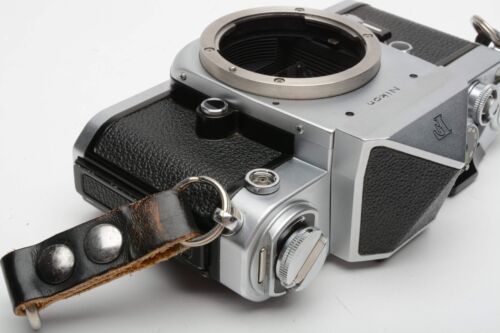 Nikon F2 35mm Spiegelreflex Body mit F Sucher, sehr gepflegt & präzise, zeitlos - Bild 11 von 13