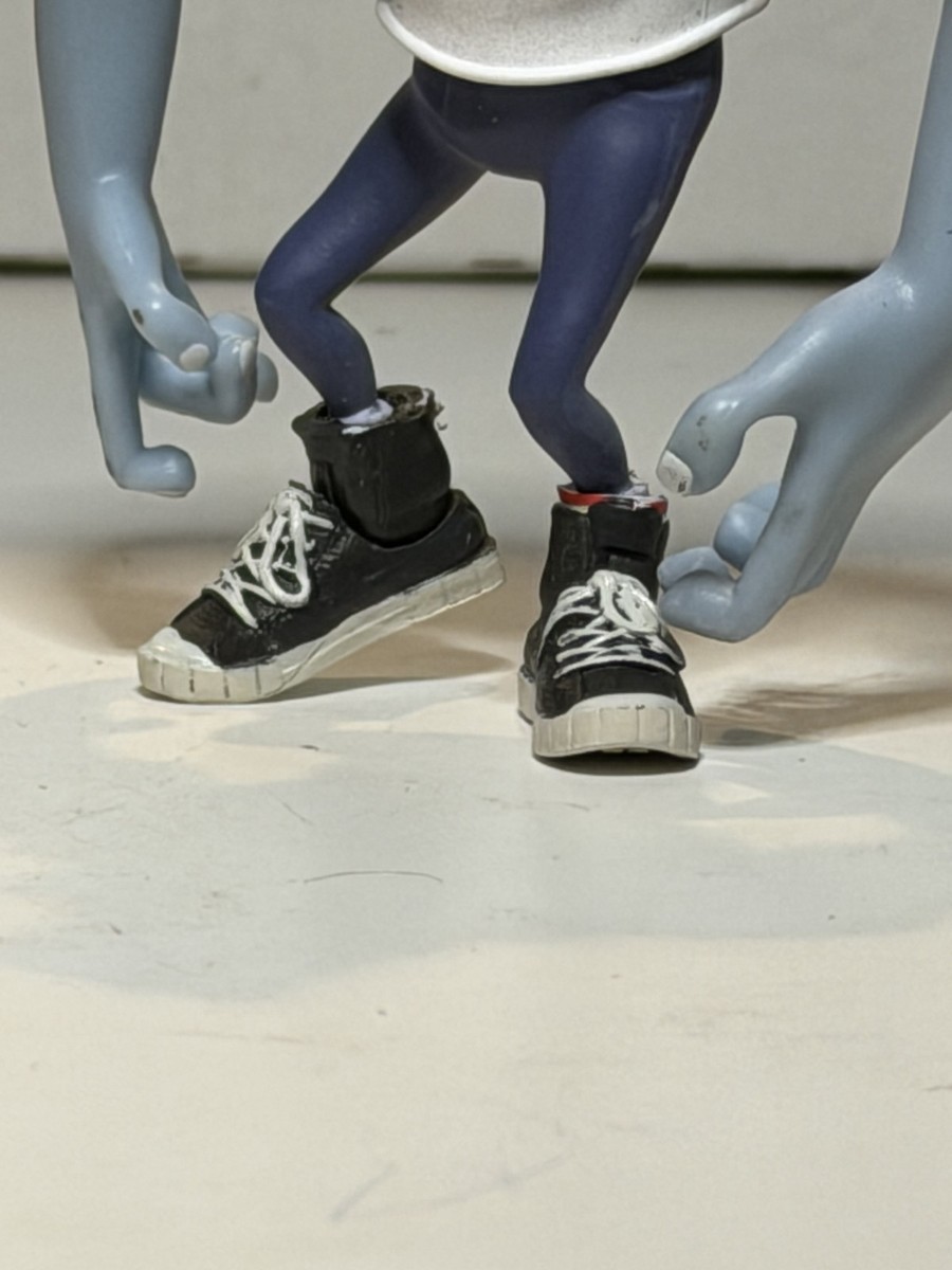 Superplastic Gorillaz Del the Ghost 4