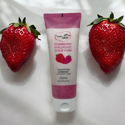 Esfolio Pure Skin Strawberry Hyaluronic Scrub Foam