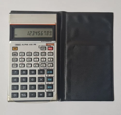 MBO Alpha 610 PR Scientific Calculator – Vintage Rechner mit Etui