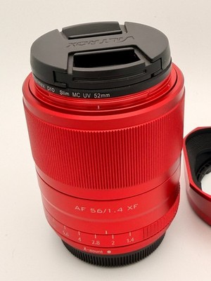 Viltrox 56mm f1.4 Fujifilm X APS-C Special Edition in ROT