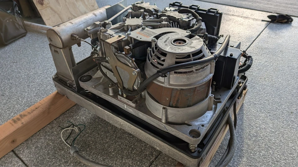 Cummins Onan QG 6500 - 6.5HGJAE-2145 - 6500 Watt LP Commercial Mobile Generator - Image 4 of 4