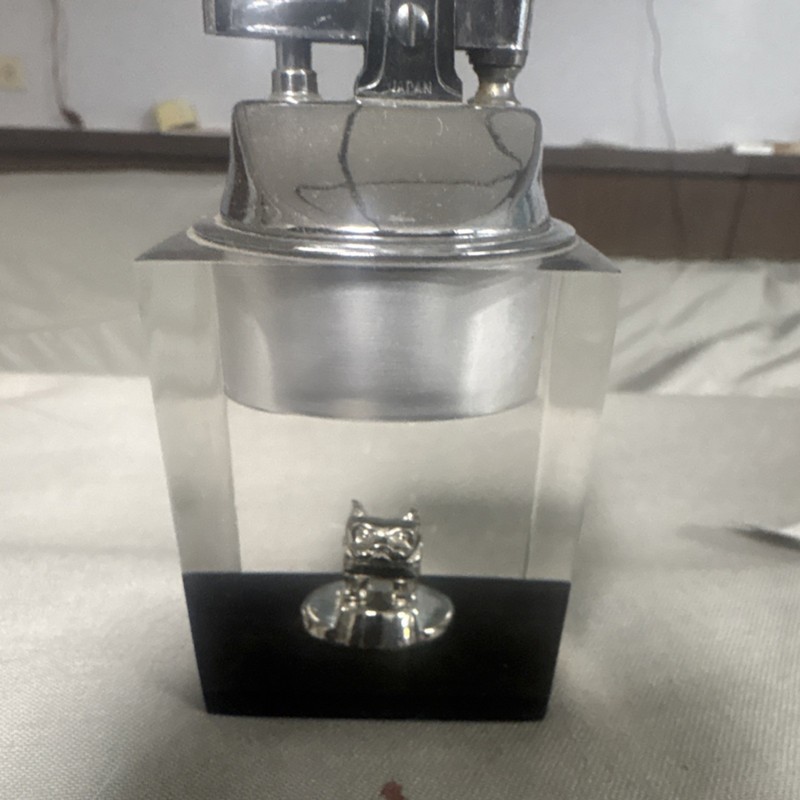 Mac dog cigarette lighter Glass Lighter with  Figurine Collectible 
