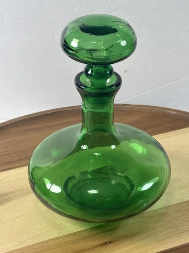 Vintage Hand Blown Green Glass Decanter Taiwan Blenko Style Mid Century Modern