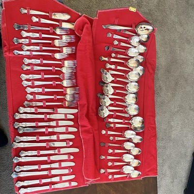 Wm. Rogers & Son Extra Plate 52 Silverplate Flatware Set for 8, Red Case