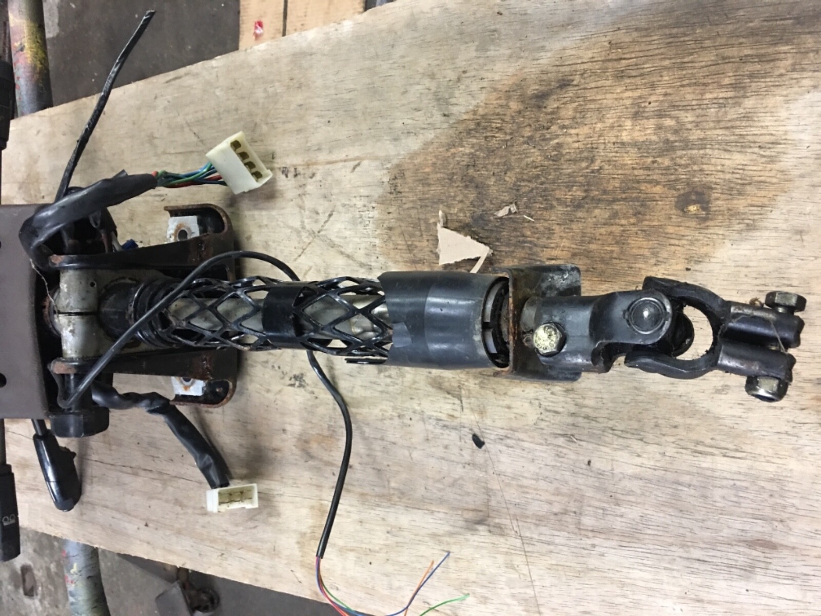 86 Maserati BiTurbo Steering Column ignition switches join 