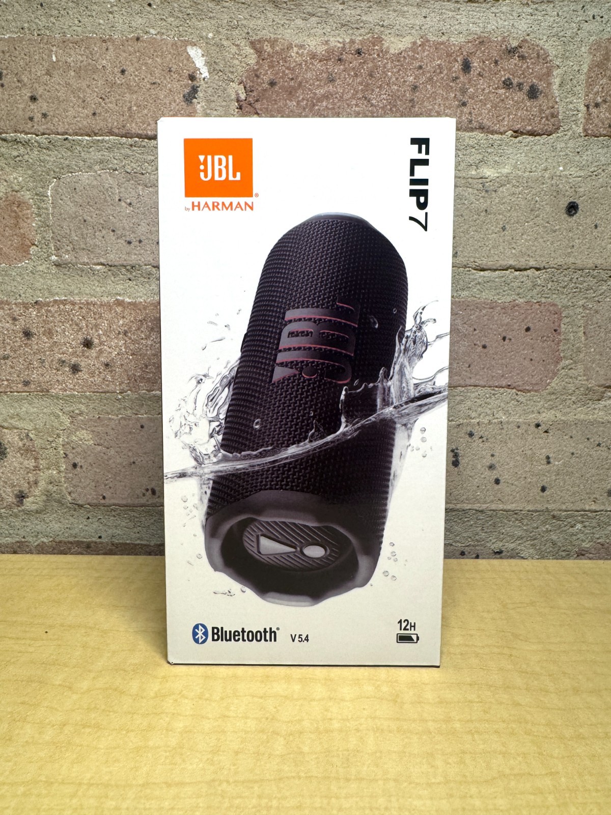 JBL Flip 7 Bluetooth Portable Waterproof Speaker- Black