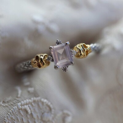 REGALROSE STERN GEKREUZTE LIEBHABER Rosenquarz & Schädel Ring silber, Größe: Q - LARGE