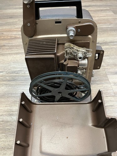 VINTAGE Bell & Howell Autoload Film Projector 346 - Picture 3 of 8