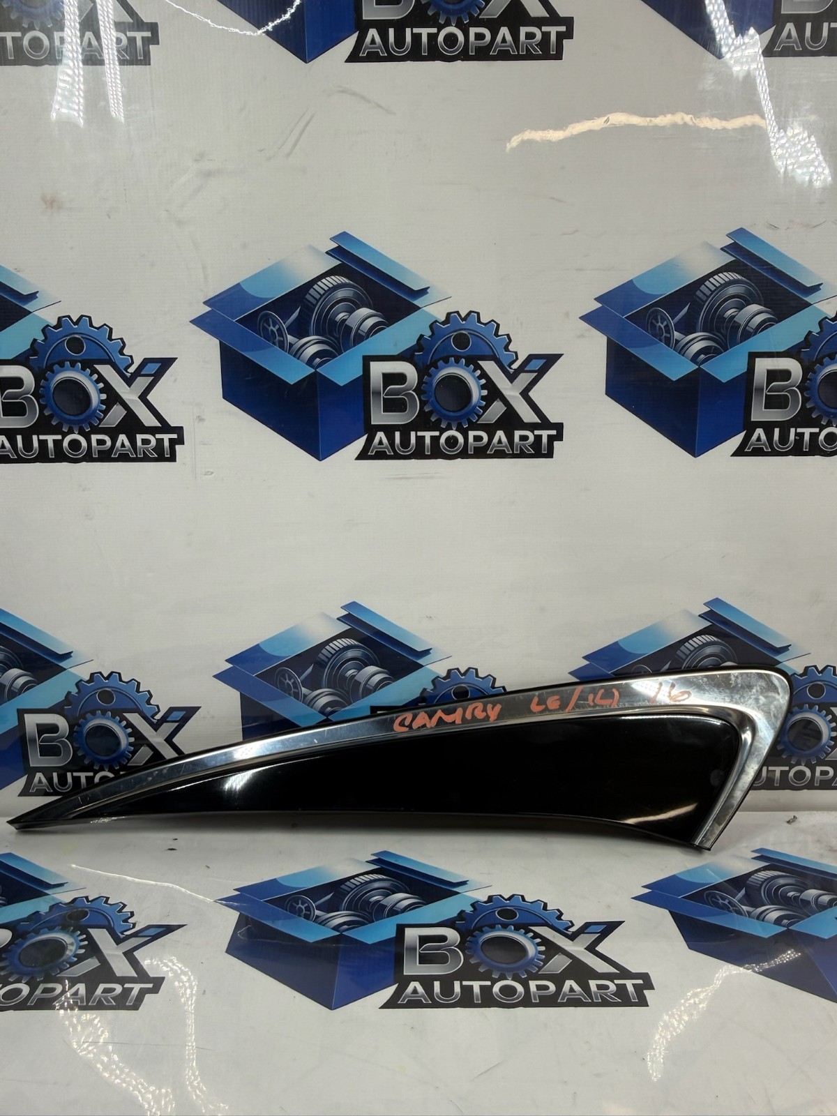 2015-2017 TOYOTA CAMRY LEFT PILLAR TRIM 75056-06010 OEM