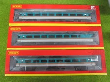 HORNBY R4591/4638/4639A   MIDLAND MAINLINE TEAL LIVERY COACHES BOXED.00 SCALE