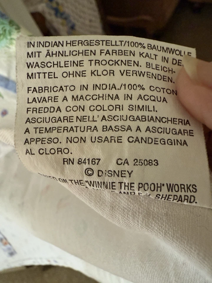 Delantal babero Winnie the Pooh de Disney Foto 3 de 4