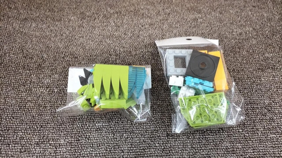 USED LEGO Education WeDo 2.0 Core Set Robot Brock Programing Toy 45300 - Image 3 of 4