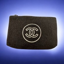 Chanel Beaute zipper pouch Cosmetic Clutch Pouch Black new with Box