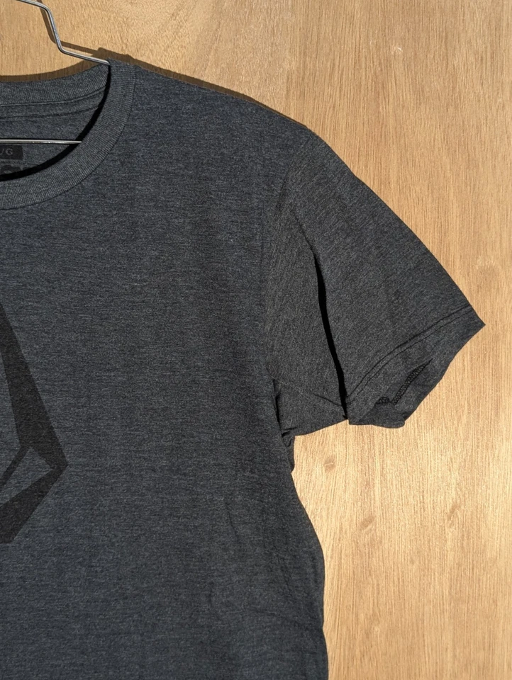 volcom shirt mens size L crew neck short sleeve logo dark gray - Image 3 of 4