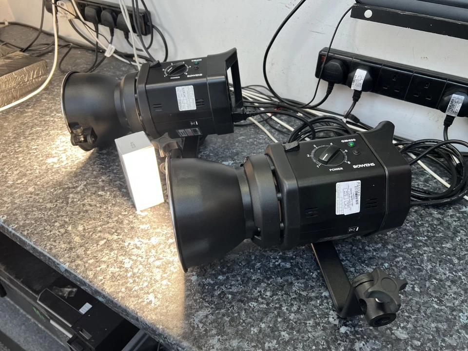 Bowens Gemini GM400 2x Heads Kit Modelling Brollies Bulbs Professional Use - Image 3 of 4