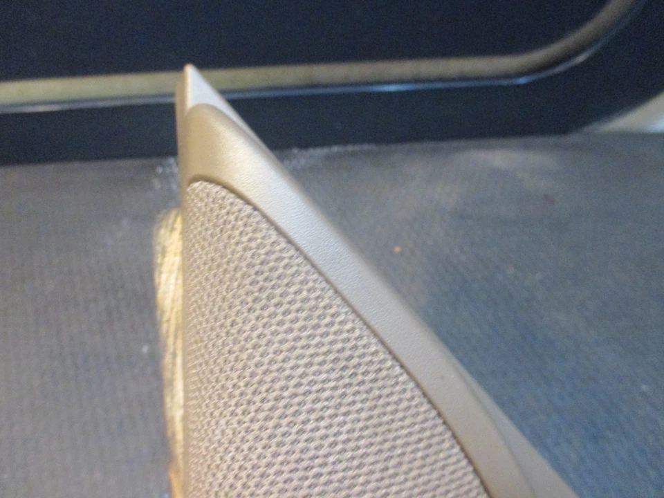 2004 Acura MDX J35A5 OEM Left Driver Interior Mirror Cover Tweeter Speaker - Image 2 of 4