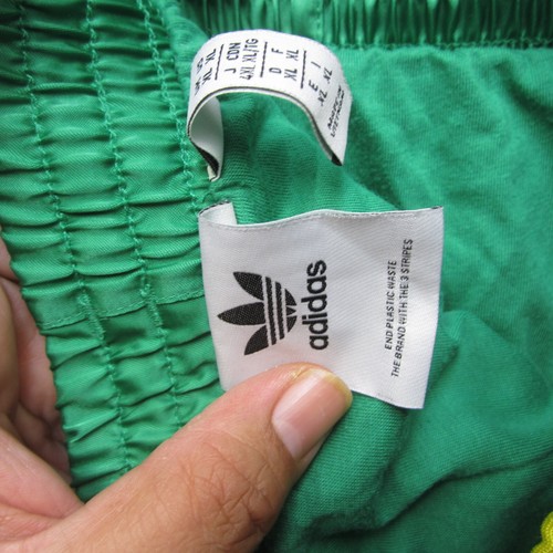 Adidas Shorts Mens XL Green Sprinter Trefoil 3 Stripe Shimmer Performance Gym - Picture 8 of 10