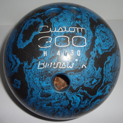 BRUNSWICK CUSTOM 300 BOWLING BALL 12 lb 6 oz JOY VINTAGE BLUE