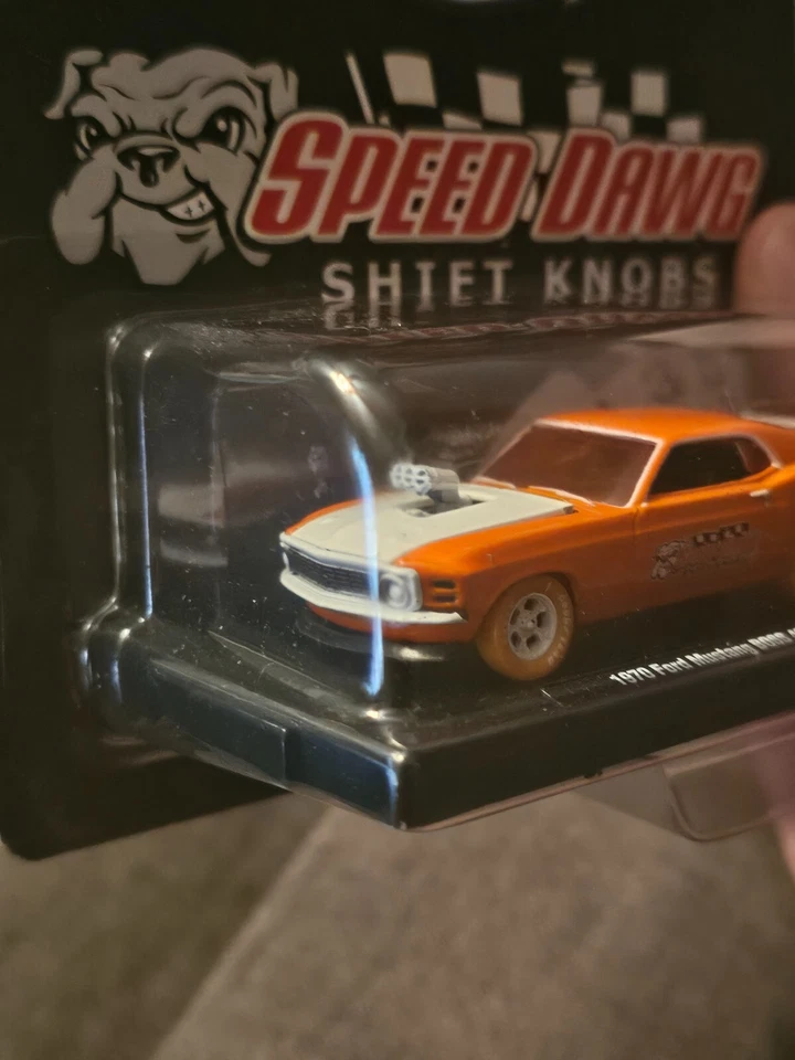 M2 MACHINES SPEED DAWG SHIFT KNOBS 1970 FORD MUSTANG BOSS 429 CHASE 1/750 ORANGE - Image 4 of 4