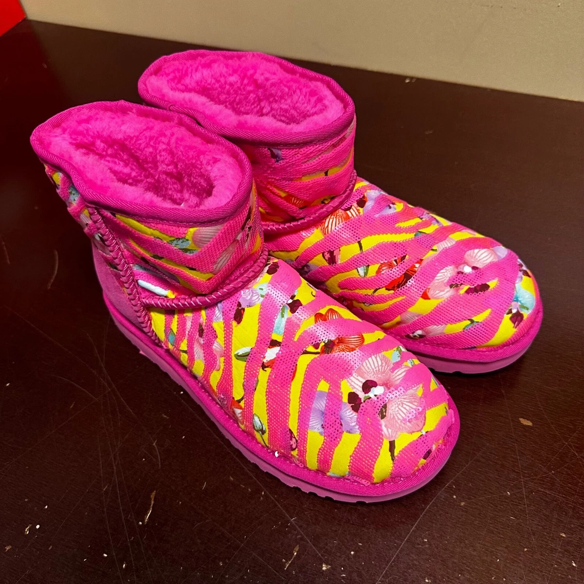 UGG Womens Pink Classic Mini Tiger Flower 1124951 Pull On Snow