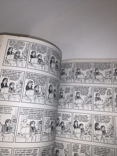 Doonesburys Greatest Hits by G.B. Trudeau Graphic Novel - Picture 10 of 12