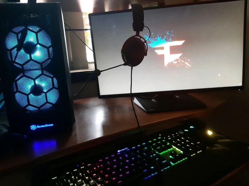 Gaming Pc Bundle High End Great Value Desktops Gumtree Gaming Pc Bundle High End Great Value