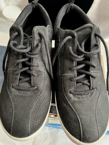 Easy Spirit Sneakers Women Size 10W black Leather Sefreney8, NWOB