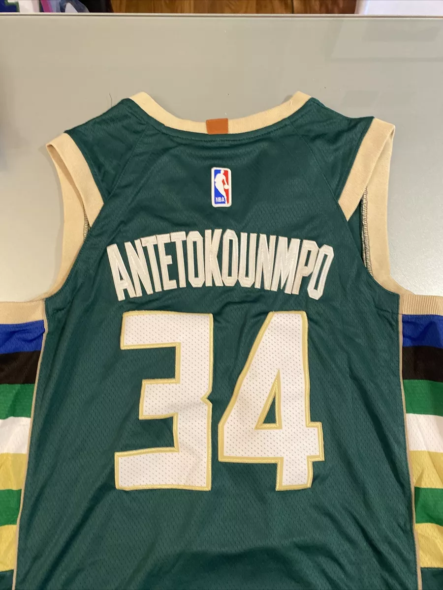 Milwaukee Bucks Giannis Antetokounmpo Autographed Green Nike