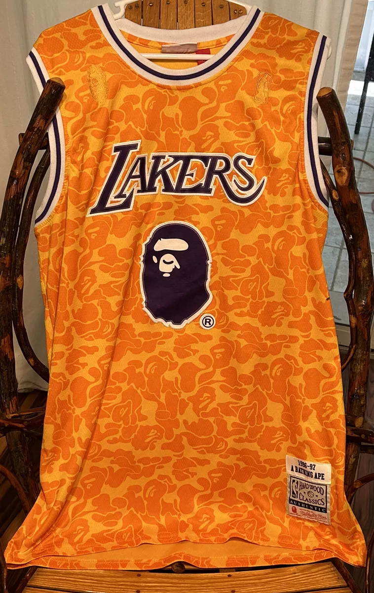 Massness NBA x Bape T-shirt Los Angeles Lakers 93 Jersey Tees