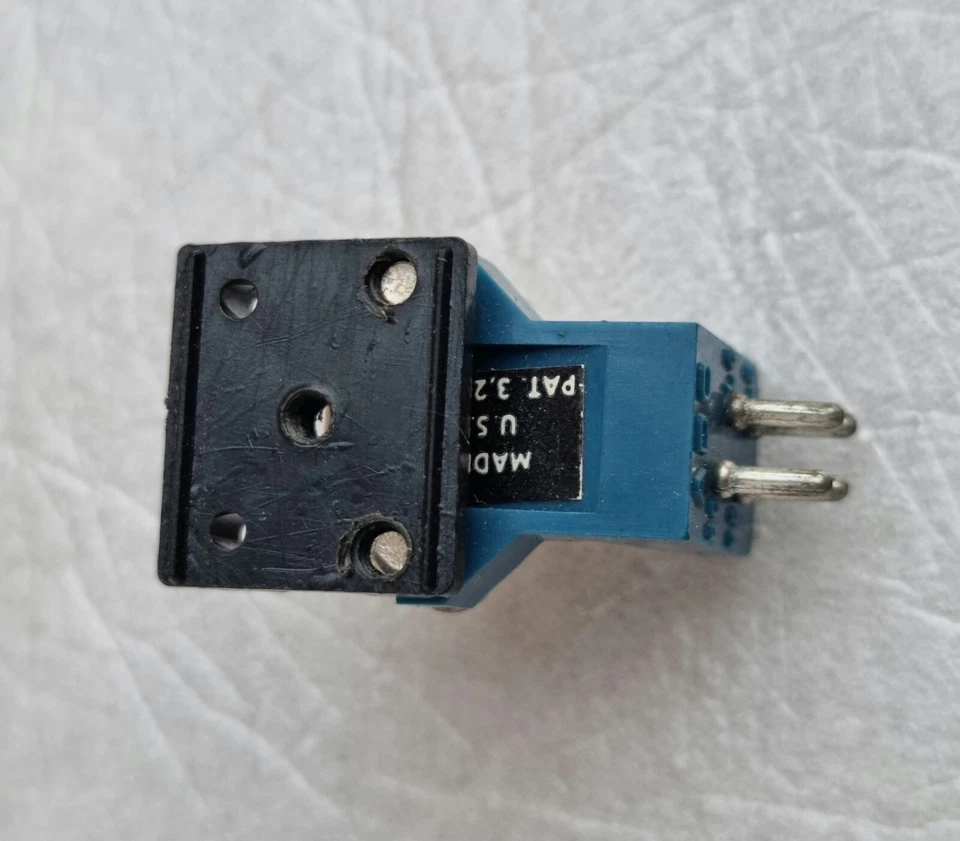 CAPSULA TOCADISCOS Y AGUJA ADC - Image 4 of 4