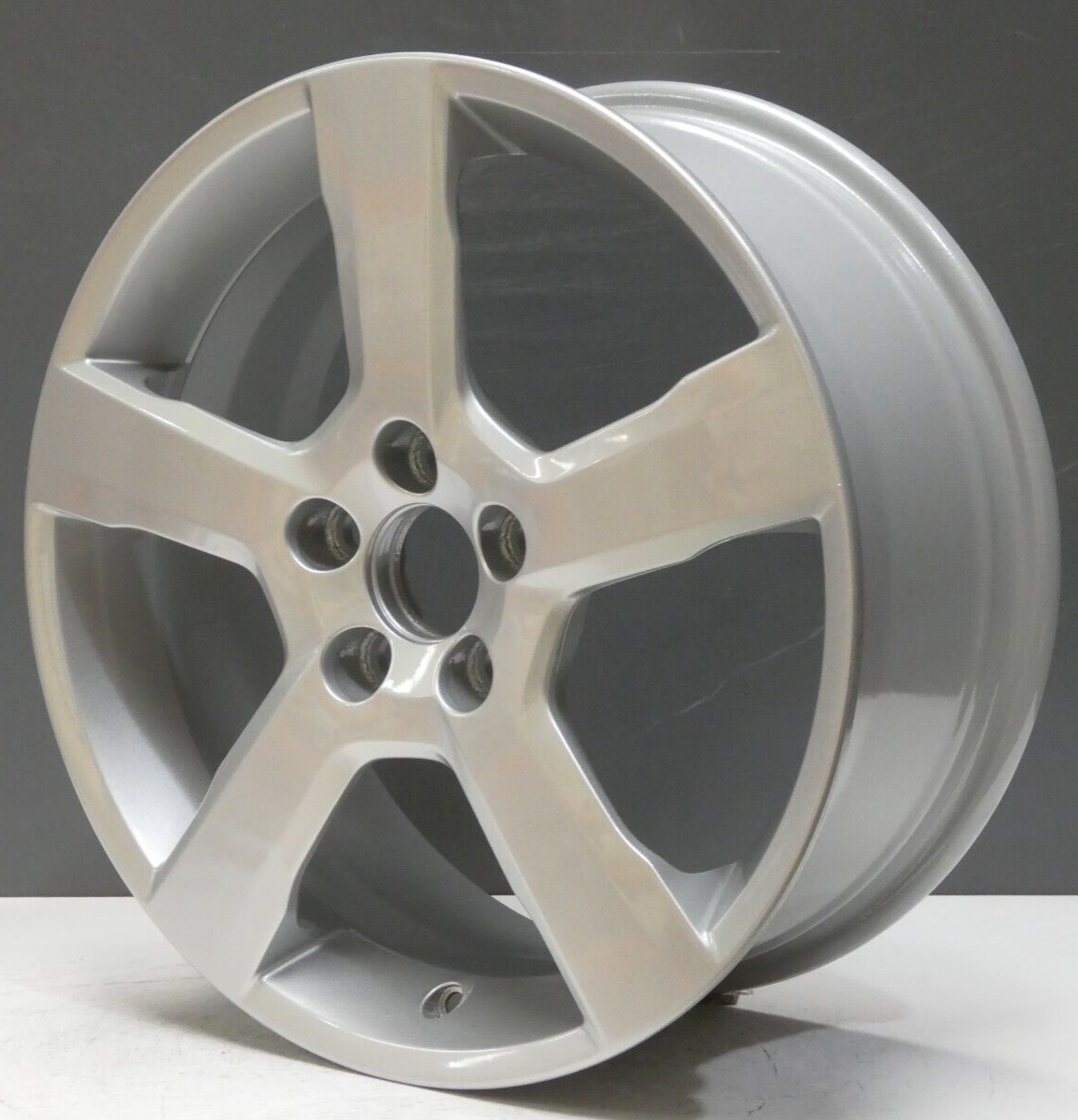 VOLVO S40 C30 R-DESIGN CRATUS SILVER 17