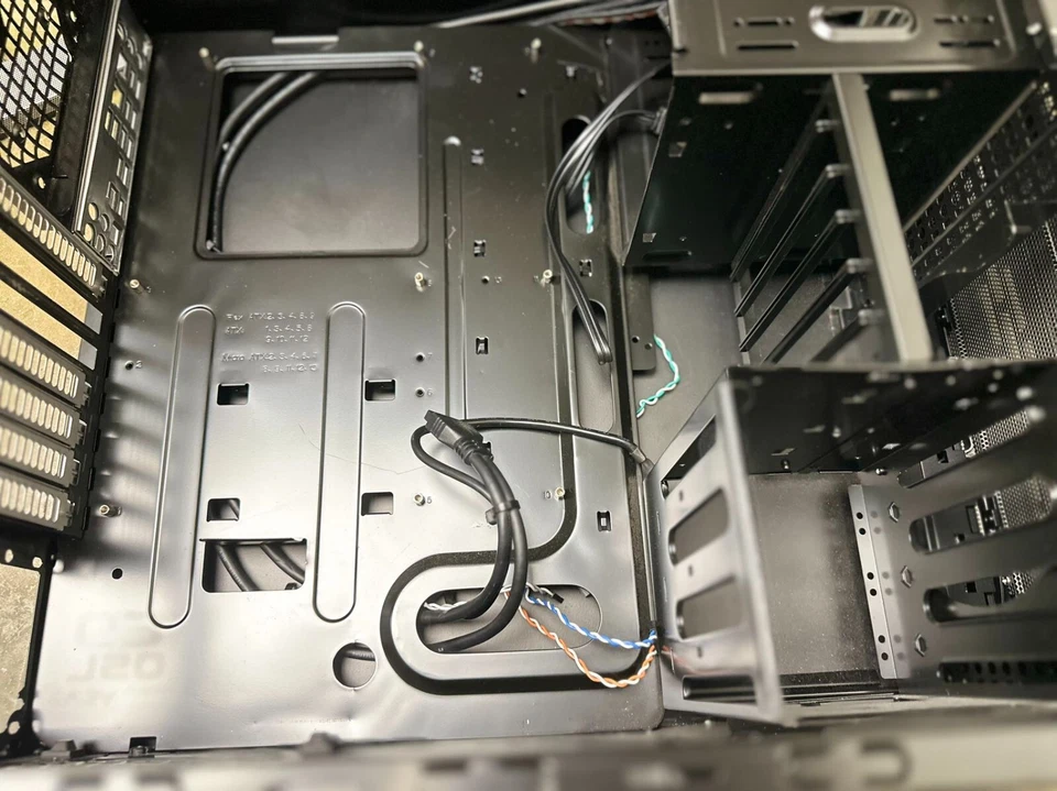 Falcon Northwest Talon ATX Tower Gaming/Server PC Case  8x 5.25" bays with FAN - Image 3 of 4