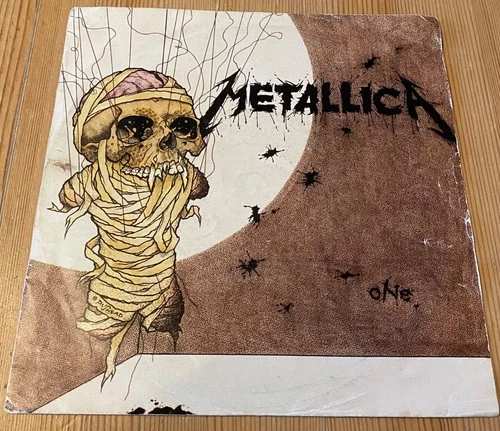 Metallica - One - Black 7" Vinyl Single - Very Good Condition.