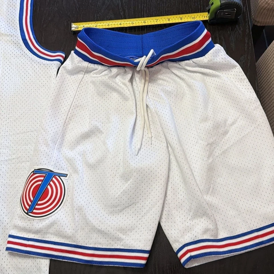 Conjunto de camiseta de baloncesto Bugs Bunny Space Jam Tune Squad blanca Foto 3 de 4