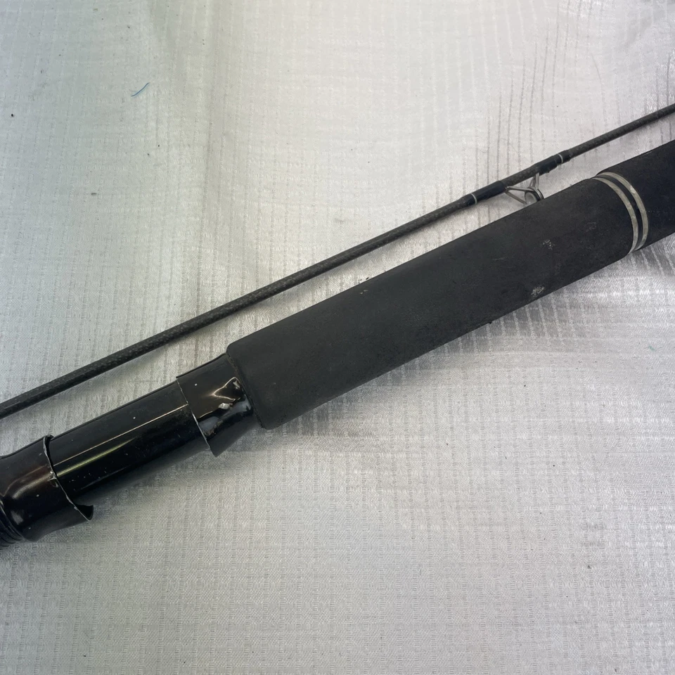 Berkley GRAY g94 8’ Spinning Rod - Image 3 of 4