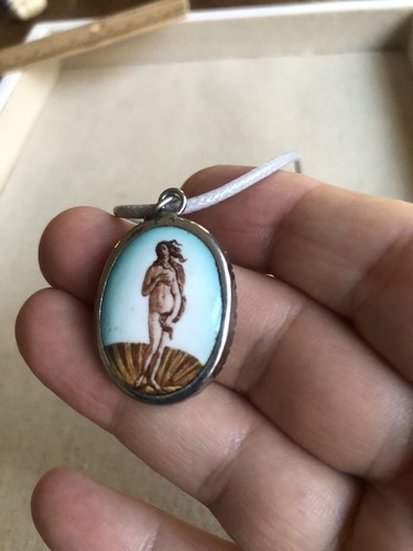 Geburt der Venus verbranntes Bild Anhänger mit Leder geflochten Kette Göttin