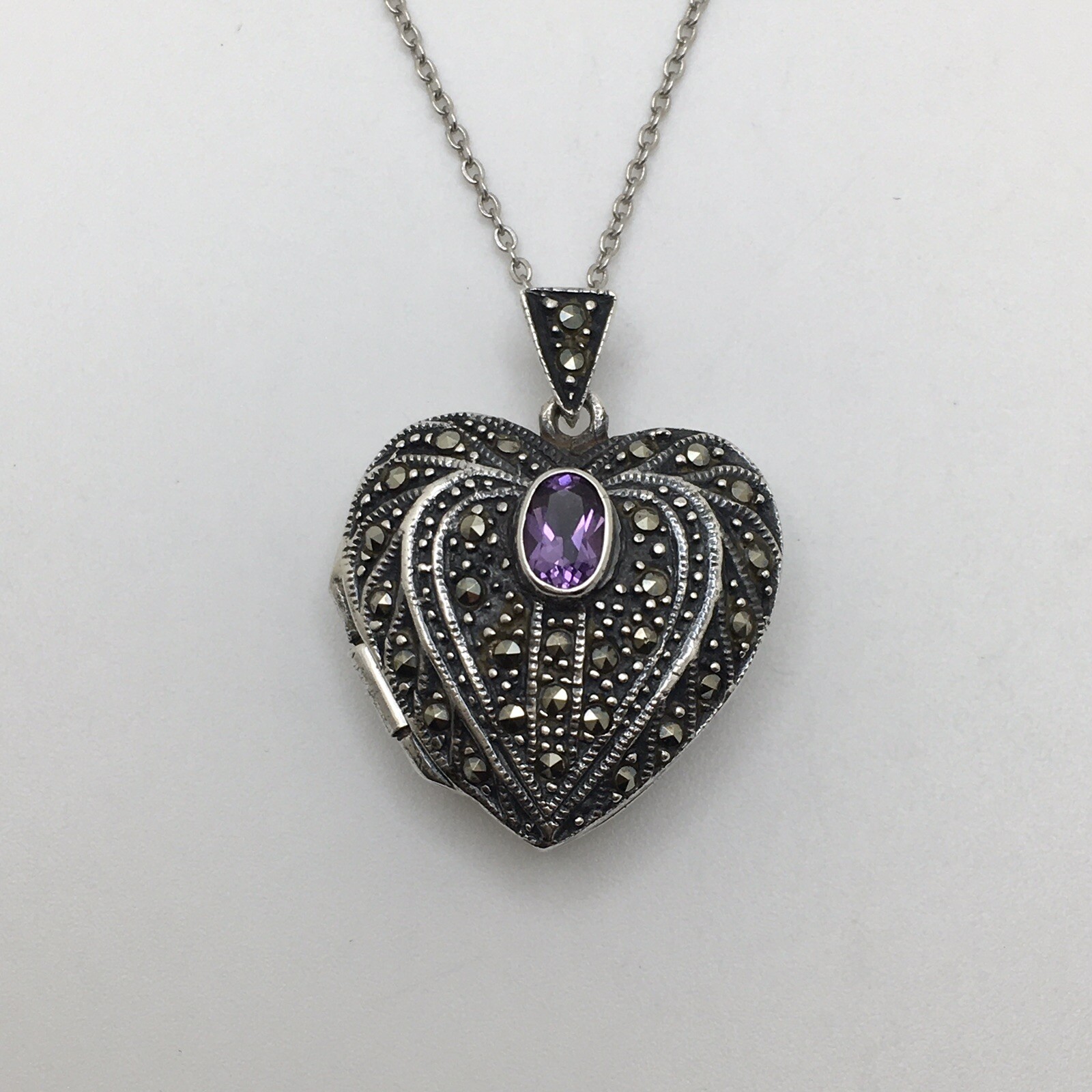 925 Sterling Silver Vintage Victorian Heart Locket 18-20” Adjustable Necklace #8