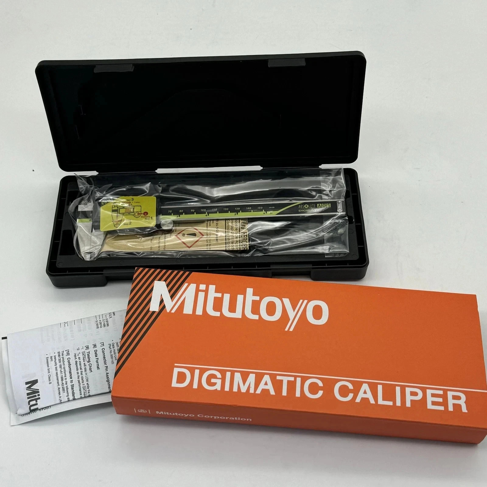 Genuine Mitutoyo 500-196-30 150mm/6" Absolute Digital Vernier Caliper Japan, USA