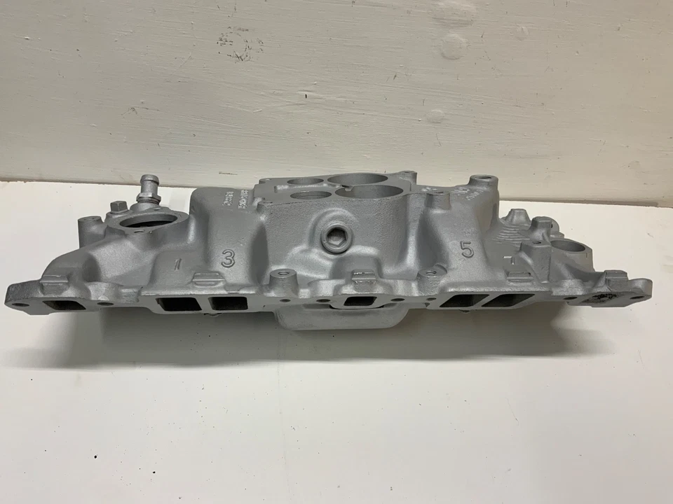 Chevrolet Corvette Camaro 1978-1985 colector de admisión de fábrica V8 350CI 14014432 Foto 4 de 4