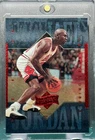 MICHAEL JORDAN RARE HOLO REFRACTOR FOIL SPORTS CARD BULLS MINT