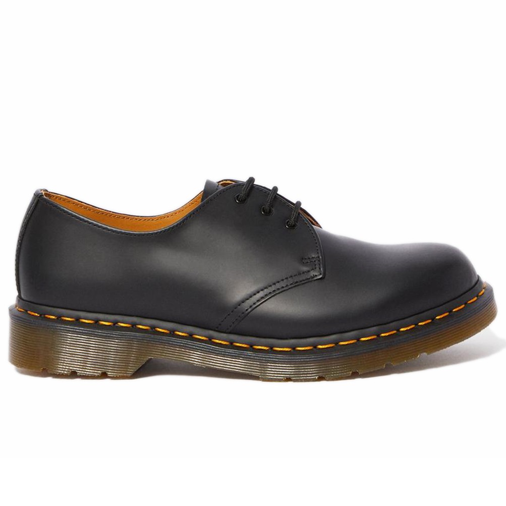 Шуруповерт Dr Martens 1461 Smooth 11838002 - 9 МВт 28590₽
