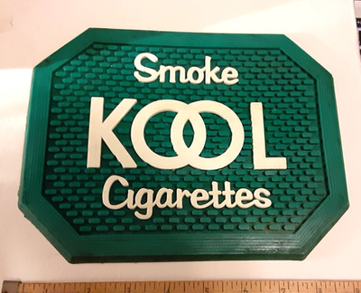 * KILLER * Vintage KOOL CIGARETTES BAR CHANGE MAT - Green Rubber - FREE S/H
