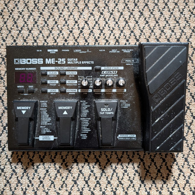 BOSS ME-25 Digital Multi-Effects Amp Modeling Pedal for Electric Guitar + Bag